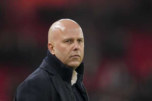 Tréner Liverpoolu Arne Slot.