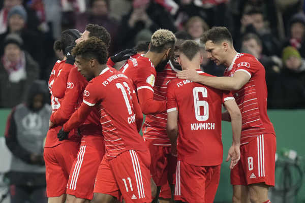 Radosť hráčov Bayernu Mníchov. Radosť hráčov Bayernu Mníchov.