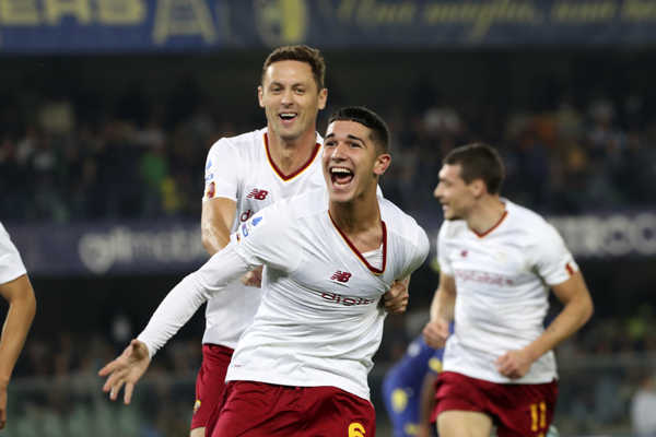 Cristian Volpato (v strede) oslavuje gól v drese AS Rím.