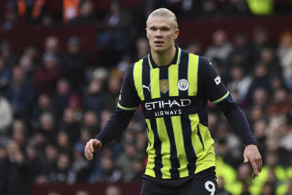 Erling Haaland v drese Manchester City. Erling Haaland v drese Manchester City.