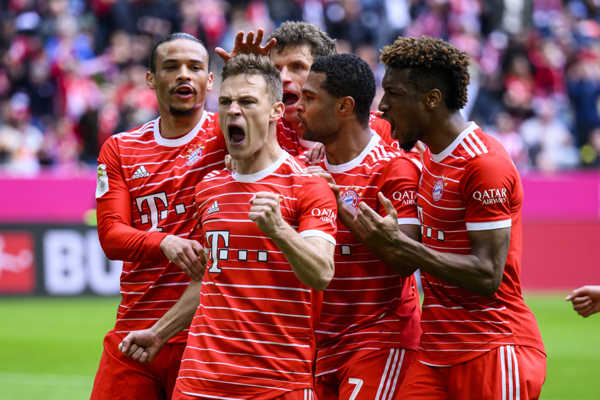 Gólové oslavy futbalistov Bayernu Mníchov.
