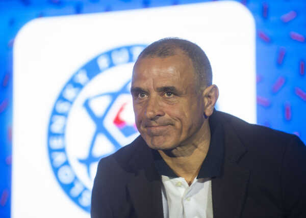 Tréner slovenskej futbalovej reprezentácie Francesco Calzona.