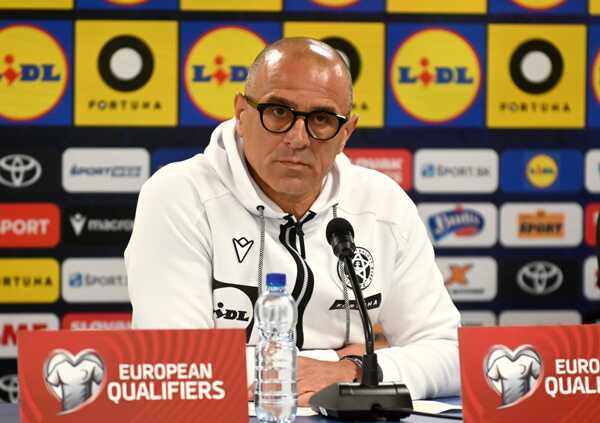 Tréner futbalovej reprezentácie SR Francesco Calzona.