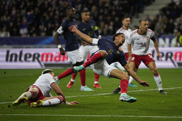 Hráči Gibraltaru v súboji proti Francúzsku. Hráči Gibraltaru v súboji proti Francúzsku.