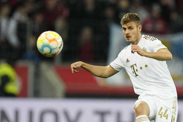 Chorvátsky futbalový obranca Josip Stanišič.