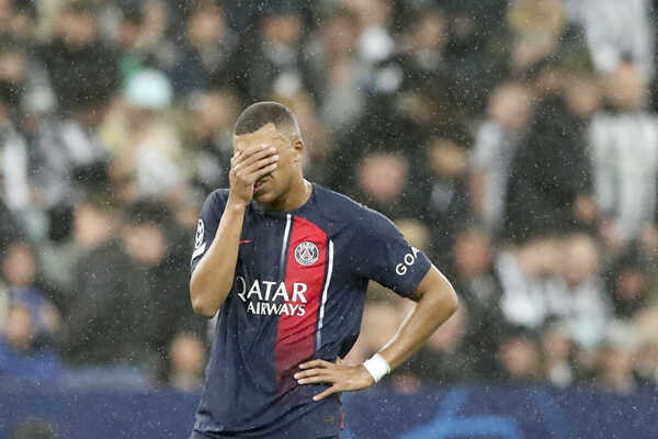 Kylian Mbappé v drese PSG.