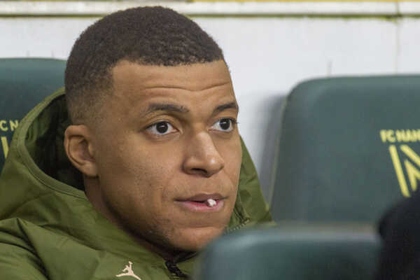 Francúz Kylian Mbappe. Francúz Kylian Mbappe.