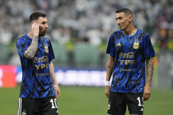 Messi a Di Maria v argentínskom drese.