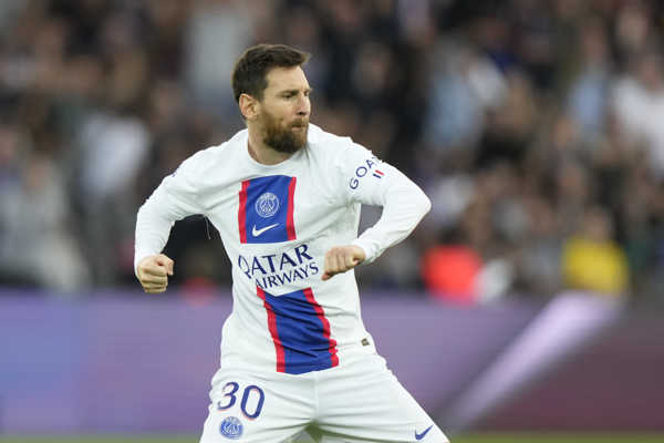 Lionel Messi v drese PSG.