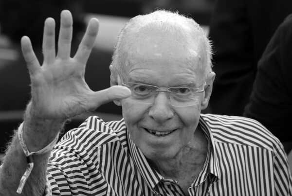 Vo veku 92 rokov zomrel bývalý úspešný brazílsky futbalista Mario Zagallo.