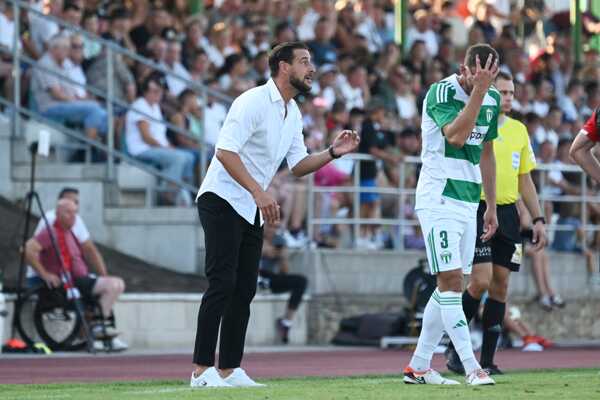 Už bývalý tréner Skalice Pavol Majerník.