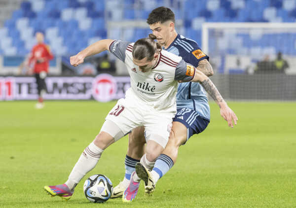 Peter Kováčik (Podbrezová) a Matúš Vojtko (Slovan Bratislava).
