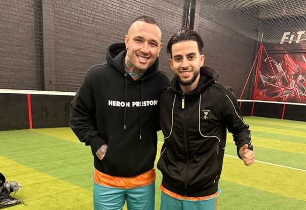 Radja Nainggolan (vľavo).