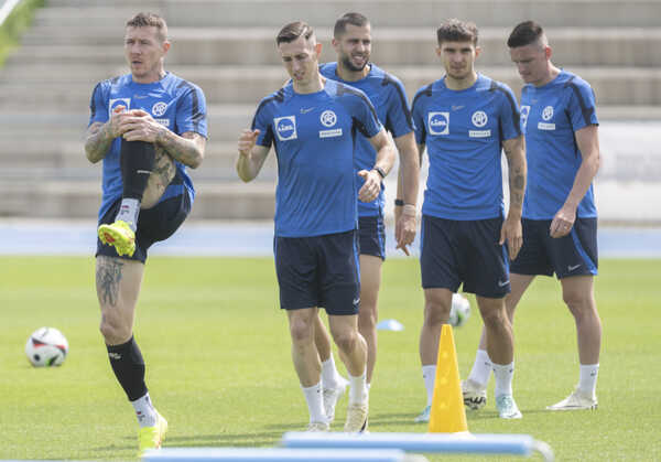 Slovenskí futbalisti v prípravnom kempe na EURO 2024.