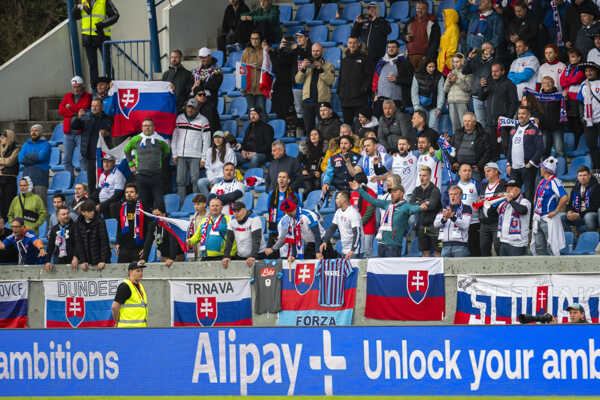 Slovenskí fanúšikovia na Islande.